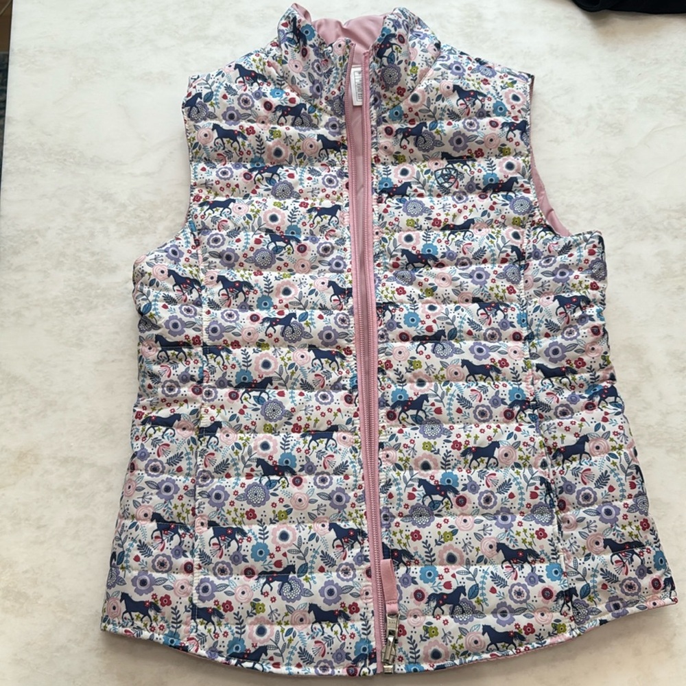 Ariat riding vest like new